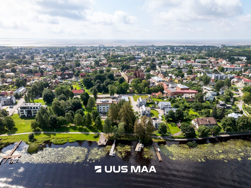 Pärnu linn, Pärnu linn, Kesklinn, Vesiroosi 1