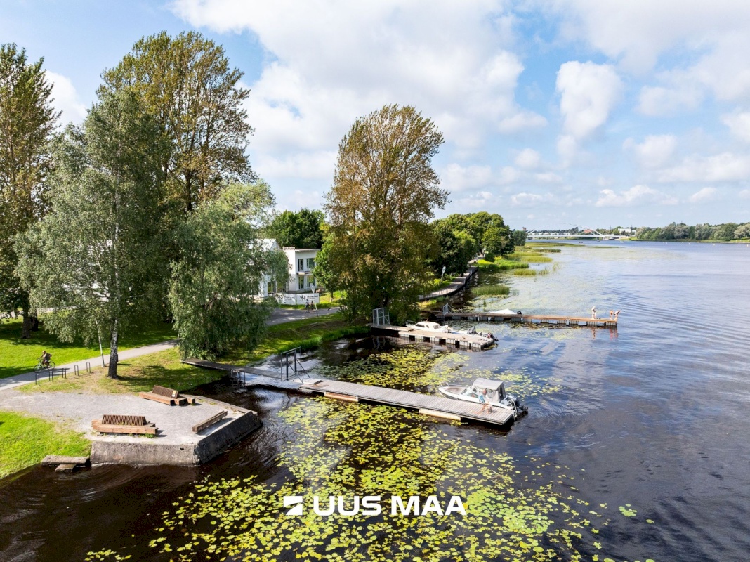 Pärnu linn, Pärnu linn, Kesklinn, Vesiroosi 1