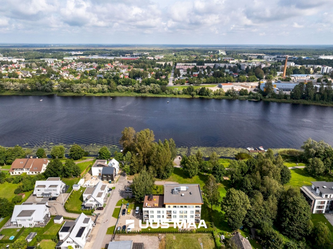 Pärnu linn, Pärnu linn, Kesklinn, Vesiroosi 1