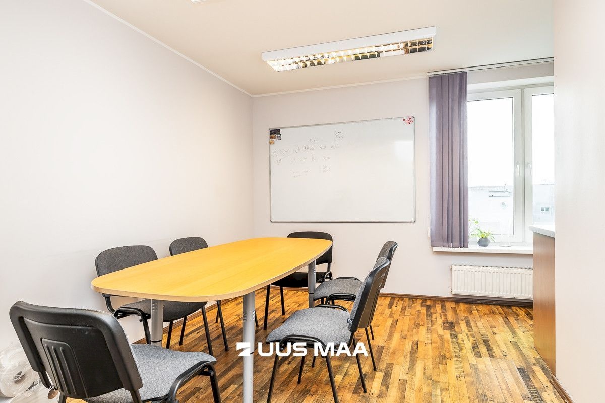 Tallinn, Mustamäe linnaosa, Mustamäe, Kadaka tee 48