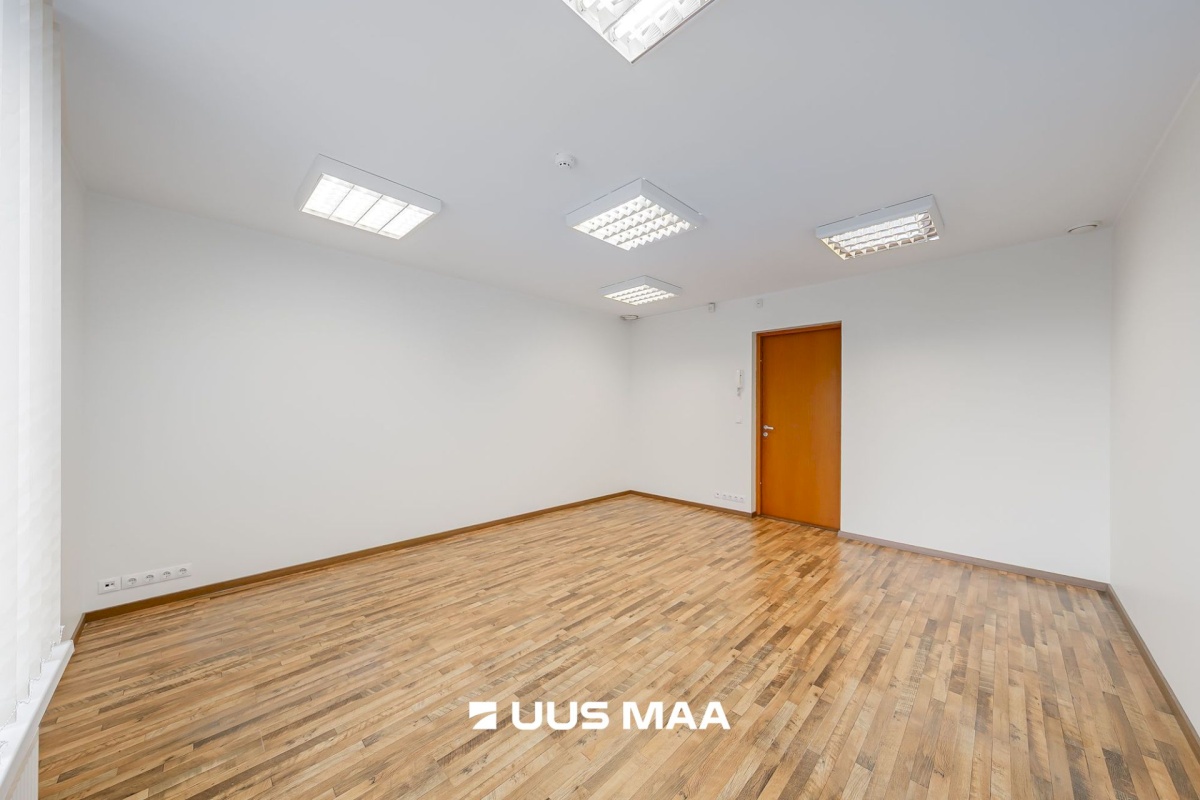 Tallinn, Mustamäe linnaosa, Mustamäe, Kadaka tee 48