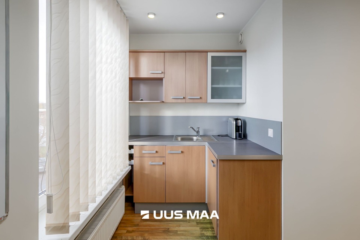 Tallinn, Mustamäe linnaosa, Mustamäe, Kadaka tee 48