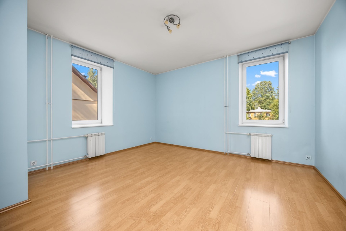 Tallinn, Kesklinna linnaosa, Uus Maailm, Villardi 32