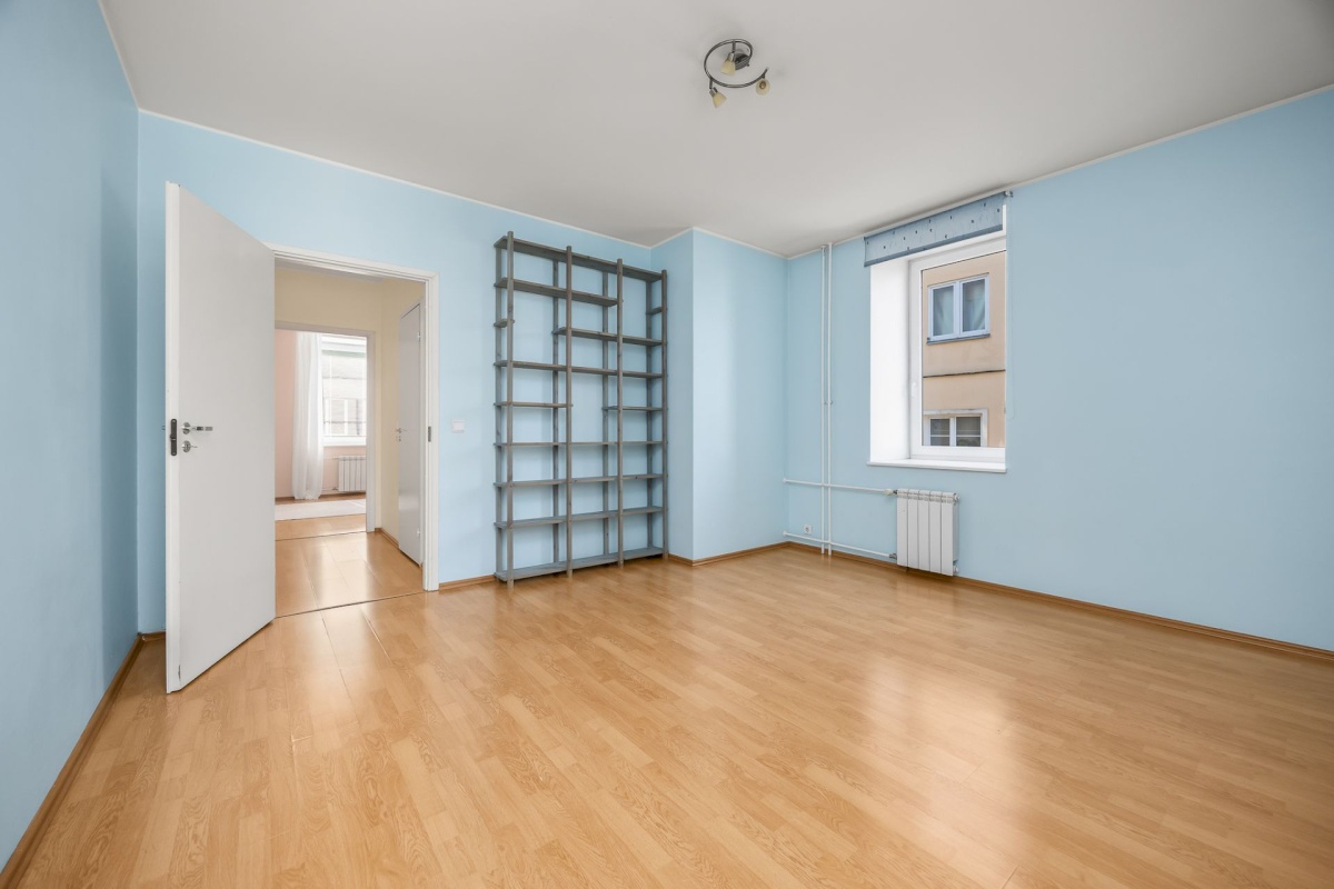 Tallinn, Kesklinna linnaosa, Uus Maailm, Villardi 32