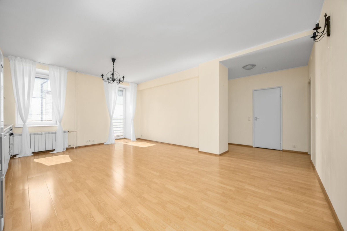 Tallinn, Kesklinna linnaosa, Uus Maailm, Villardi 32