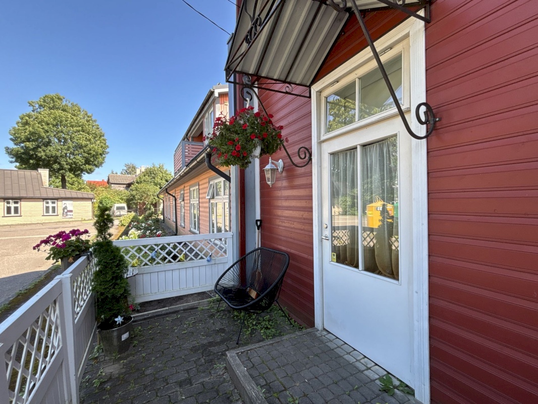 Pärnu linn, Pärnu linn, Rannarajoon, Aia tn 19