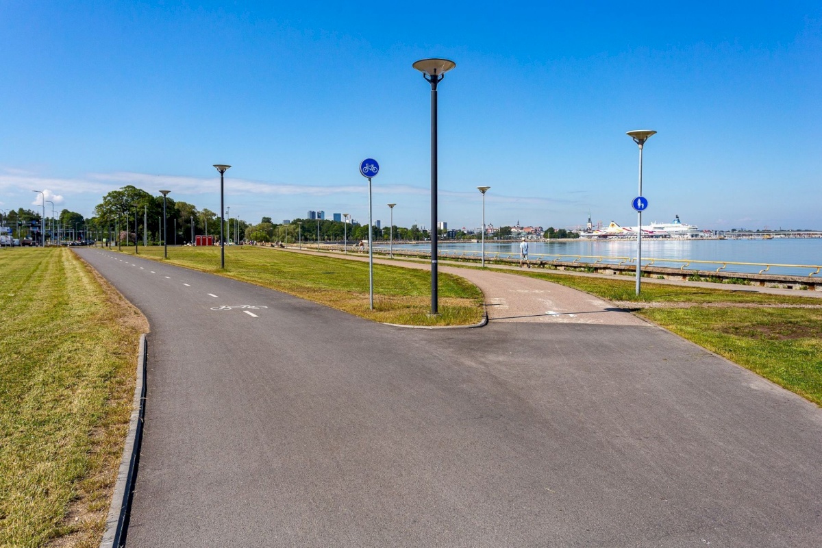 Tallinn, Kesklinna linnaosa, Kadriorg, Liivaoja 2