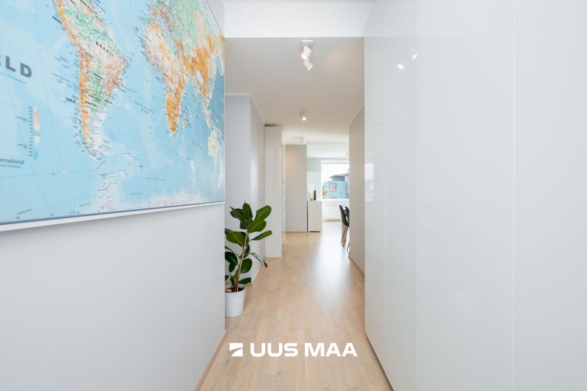 Tallinn, Mustamäe linnaosa, Mustamäe, Karsti 8
