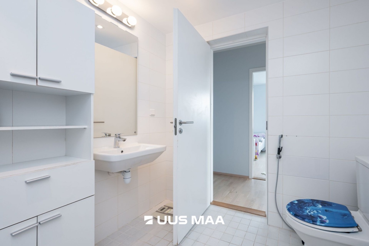 Tallinn, Mustamäe linnaosa, Mustamäe, Karsti 8