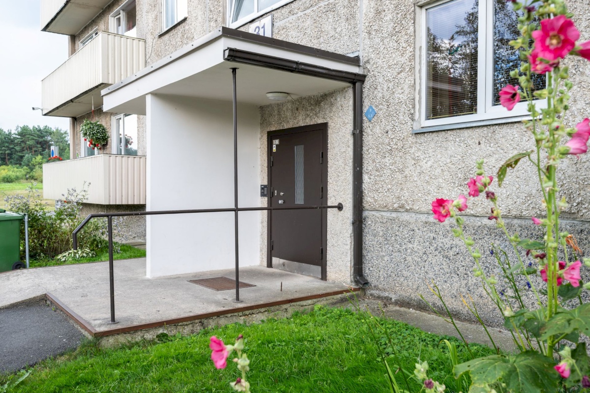 Tallinn, Mustamäe linnaosa, J. Sütiste tee 31