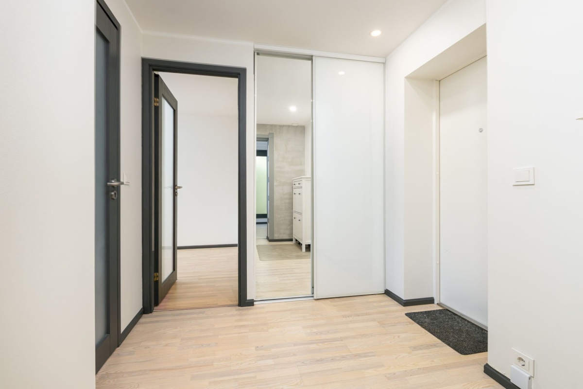 Tallinn, Kristiine linnaosa, Elektroni 8