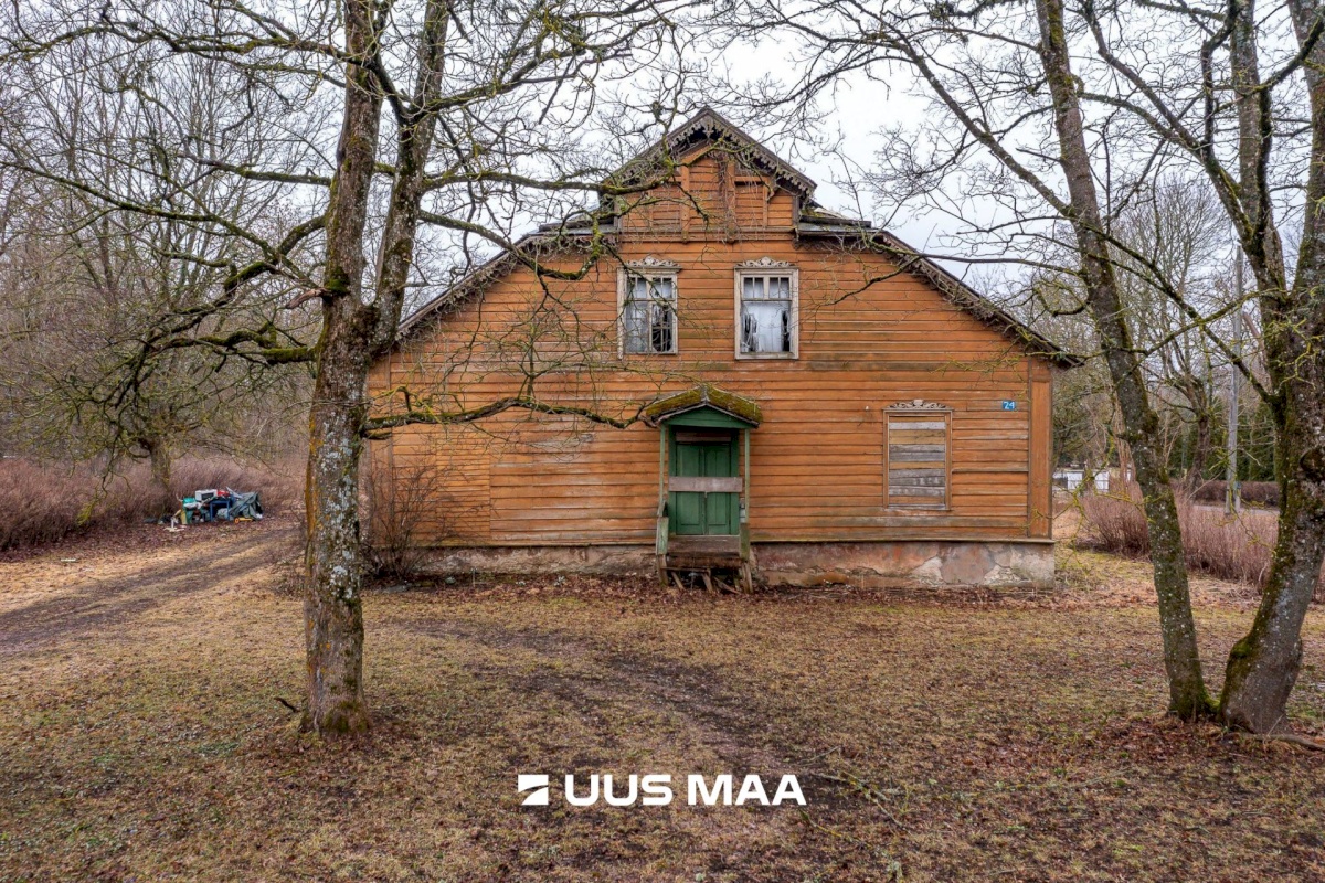 Harku vald, Kumna küla, Kumnamõisa tee 4