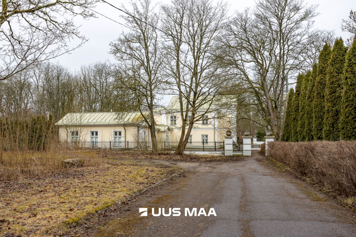 Harku vald, Kumna küla, Kumnamõisa tee 4