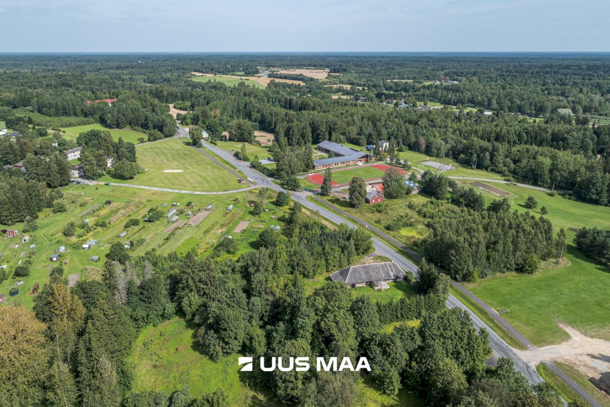 Viljandi vald, Saarepeedi küla, Kooli