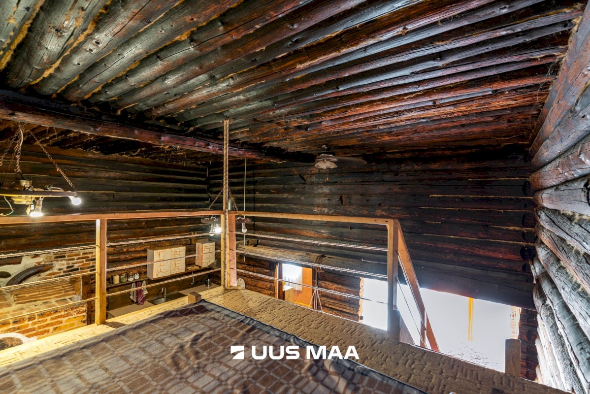 Viljandi vald, Saarepeedi küla, Kooli