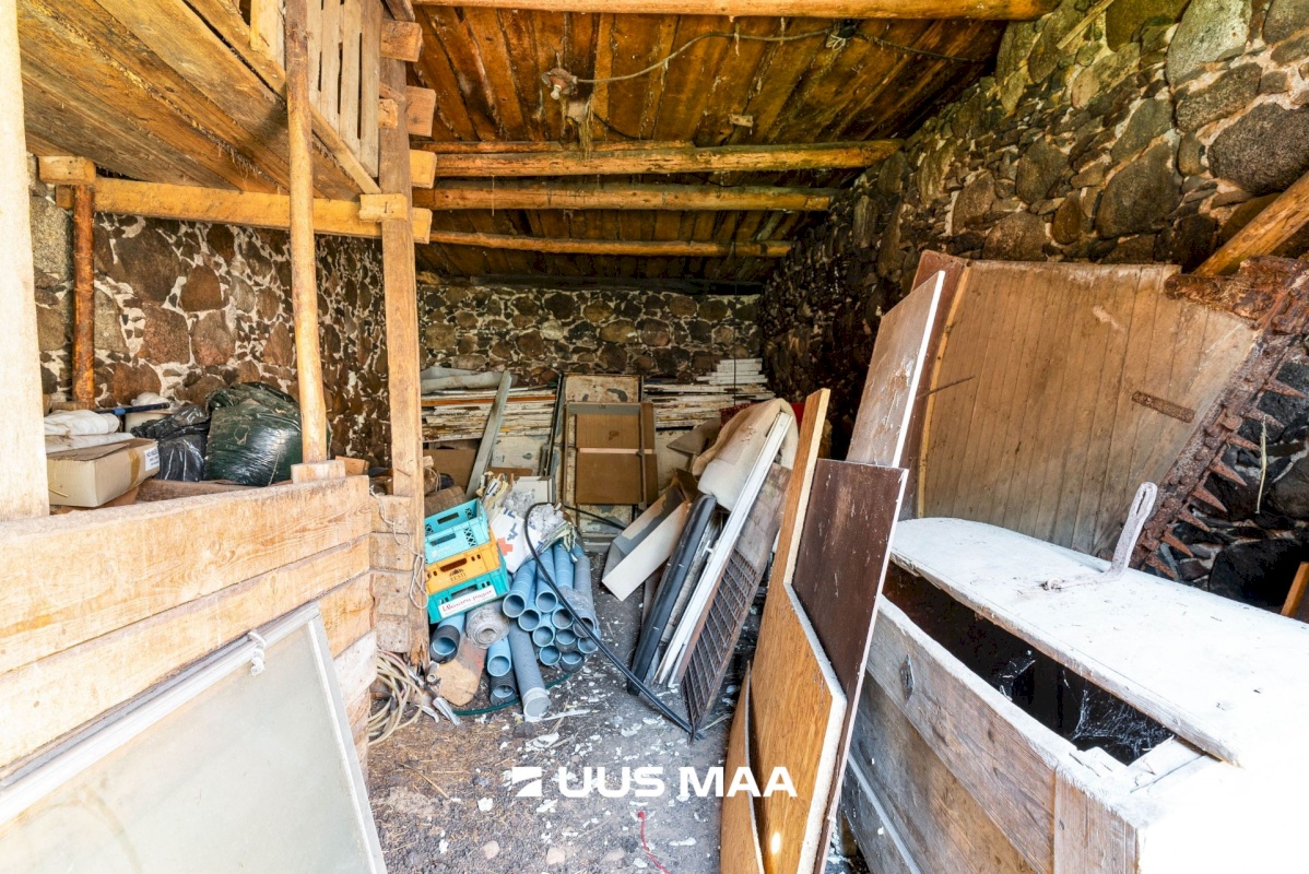 Viljandi vald, Saarepeedi küla, Kooli