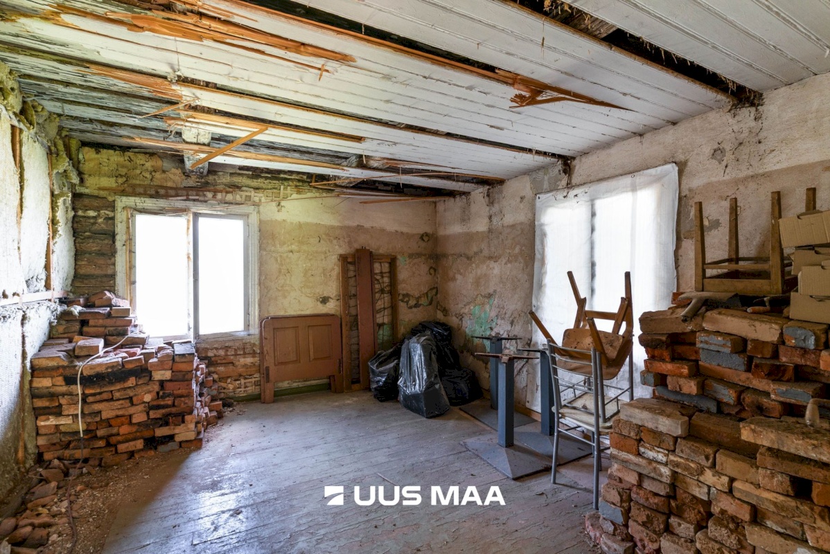 Viljandi vald, Saarepeedi küla, Kooli