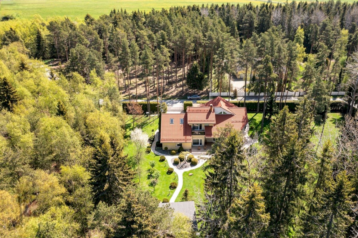 Harku vald, Rannamõisa küla, Merihobu tee 3
