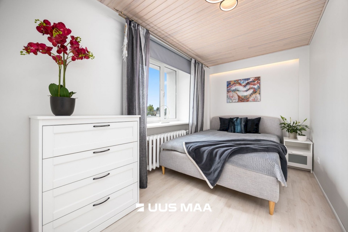 Tallinn, Lasnamäe linnaosa, Peterburi tee 8