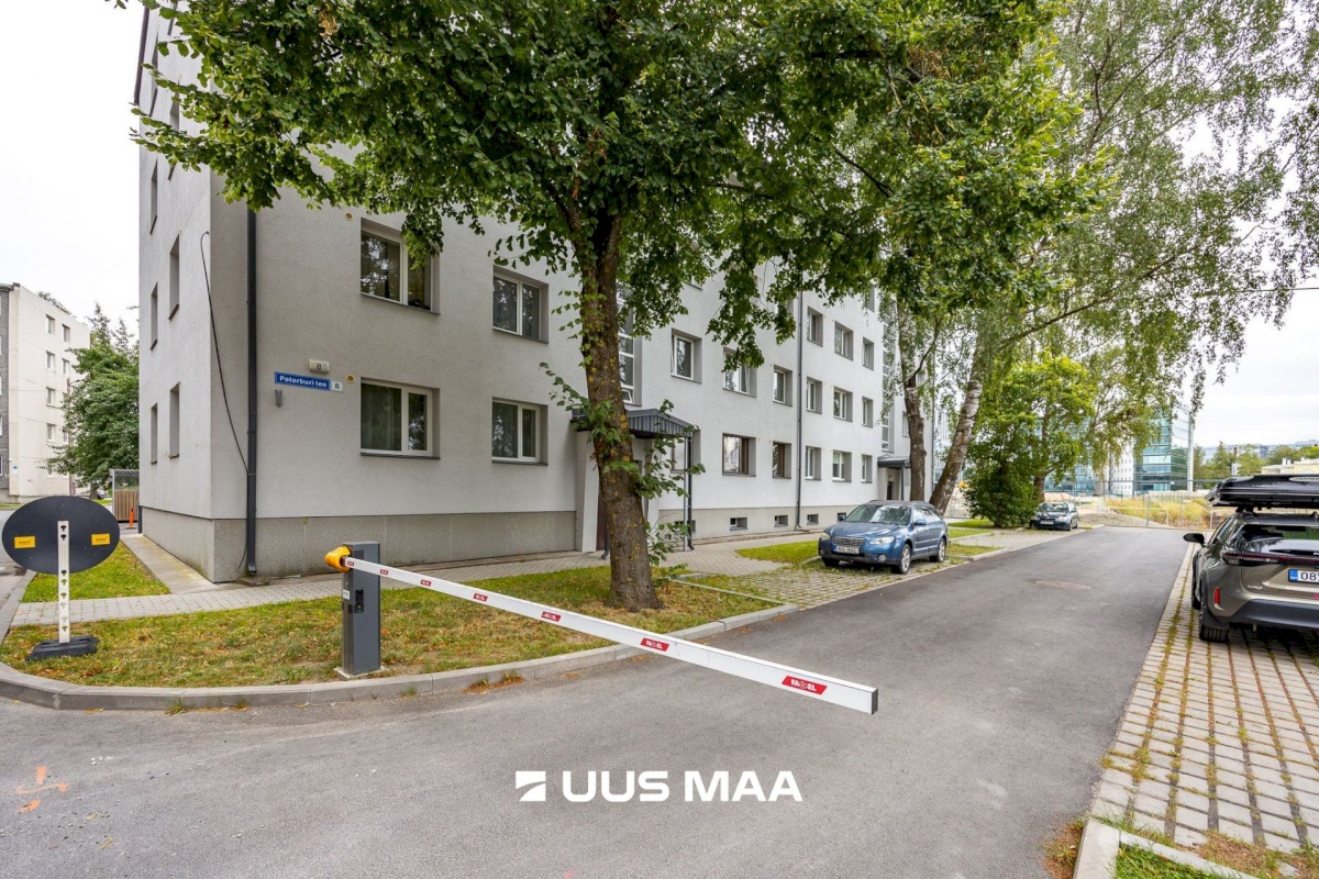 Tallinn, Lasnamäe linnaosa, Peterburi tee 8