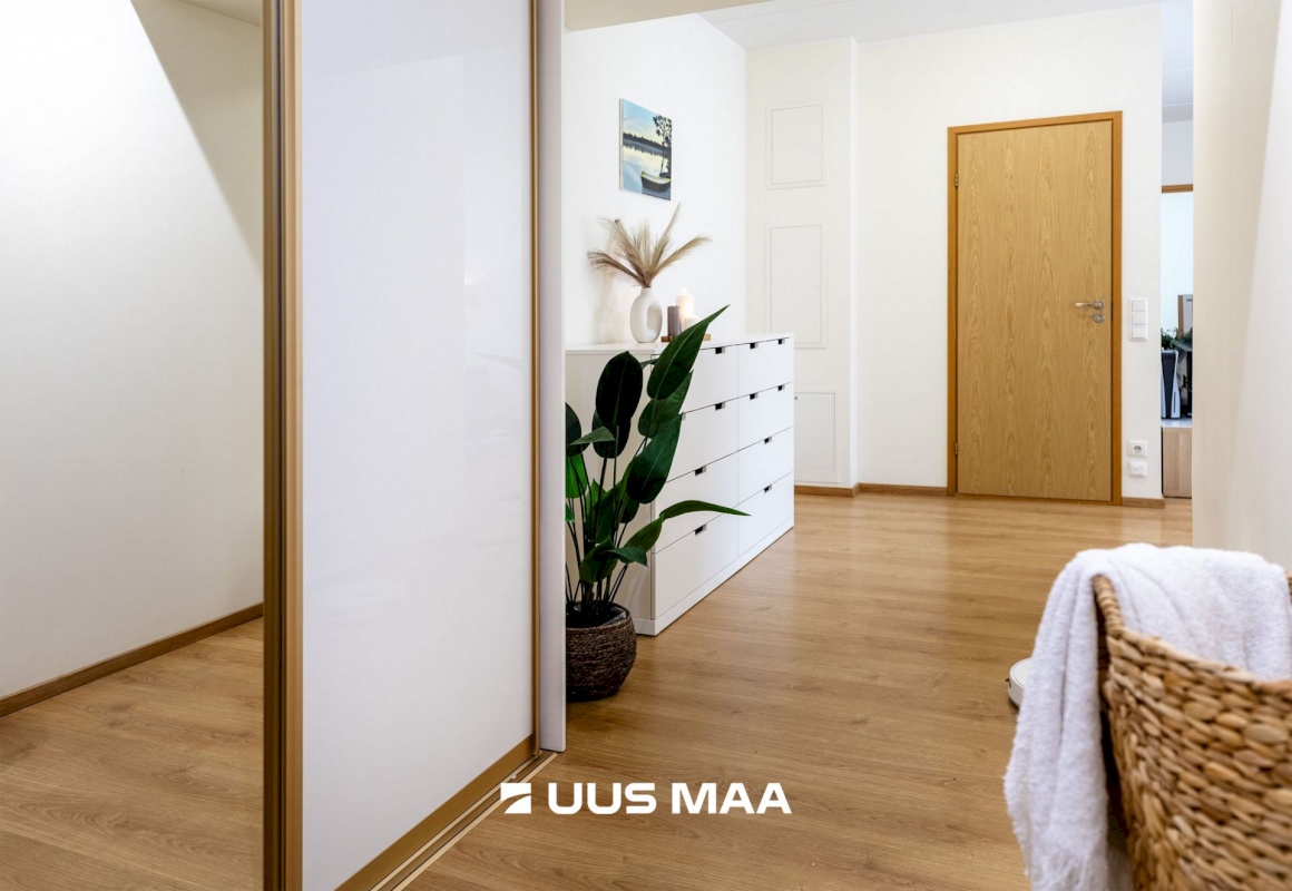 Tallinn, Mustamäe linnaosa, Kadaka pst 142/1