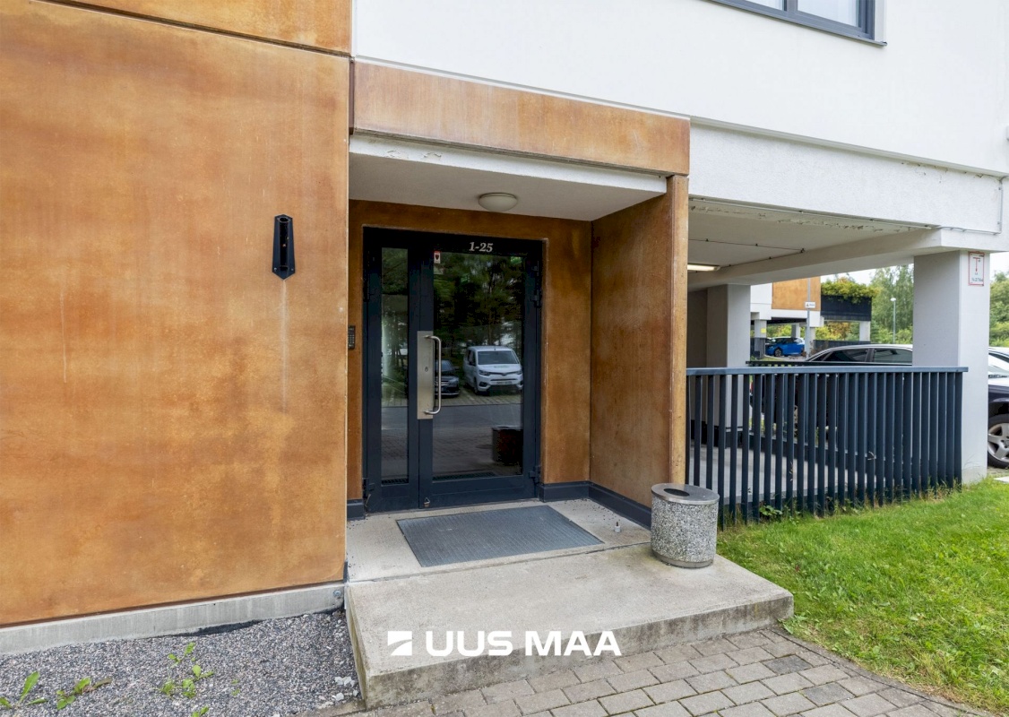 Tallinn, Mustamäe linnaosa, Kadaka pst 142/1