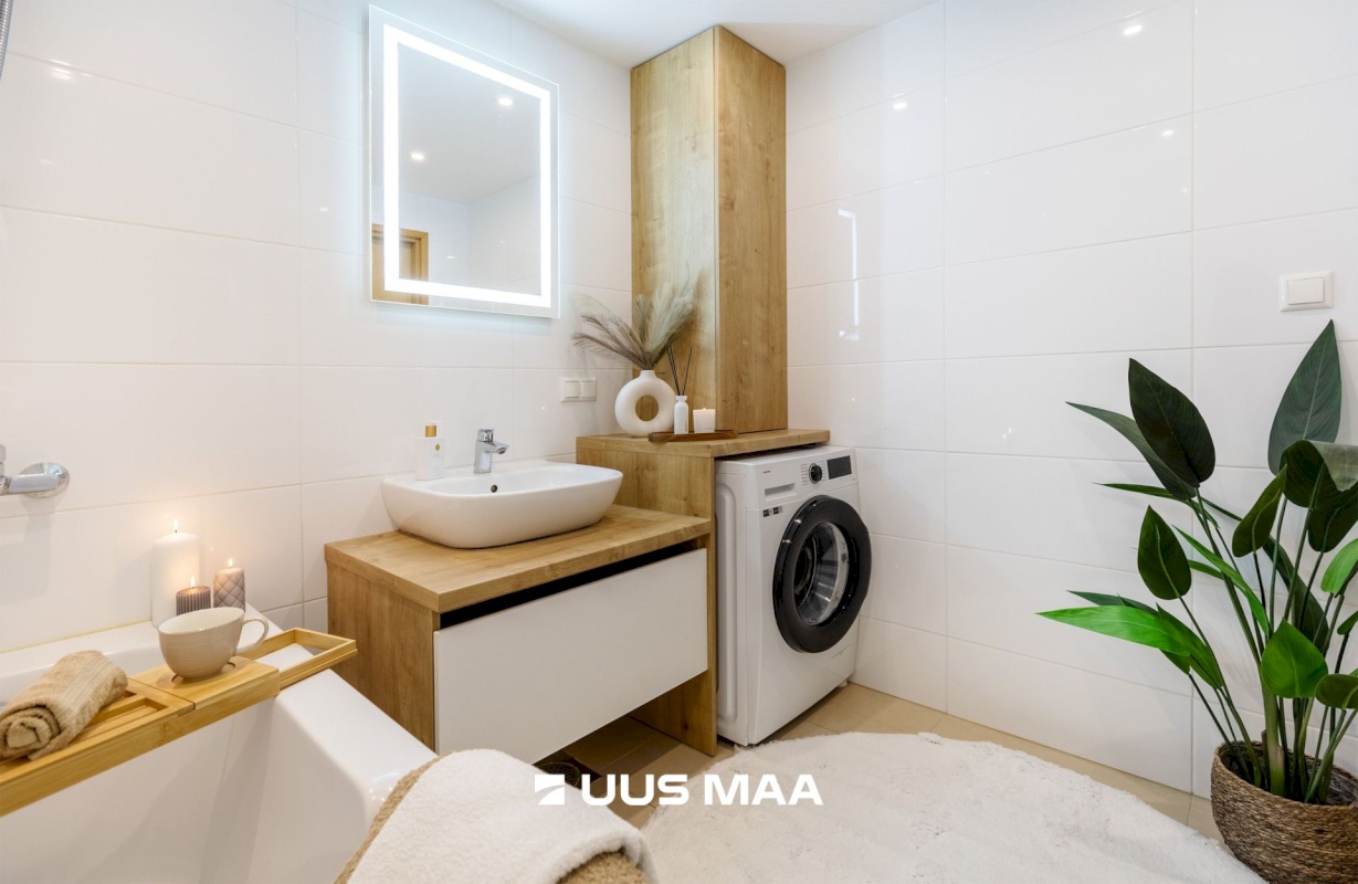 Tallinn, Mustamäe linnaosa, Kadaka pst 142/1