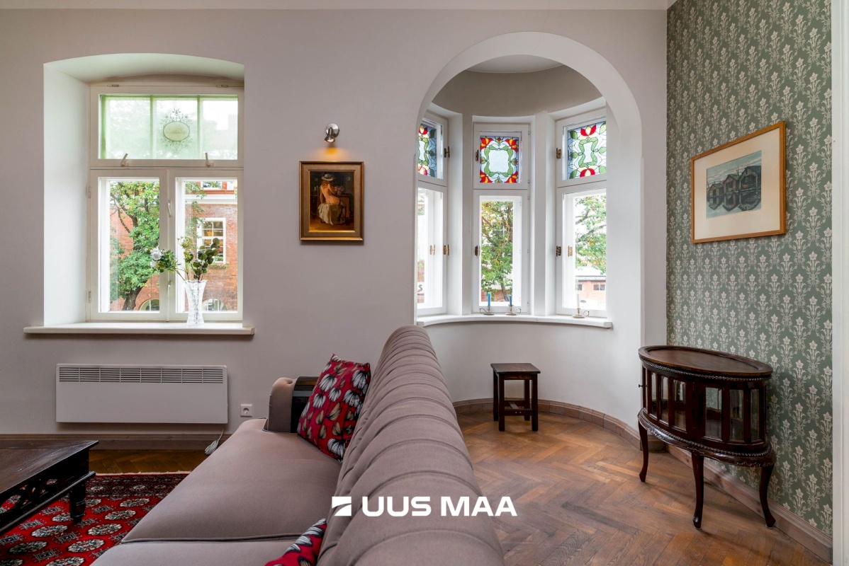 Viljandi linn, Kesklinn, Tallinna tn 6