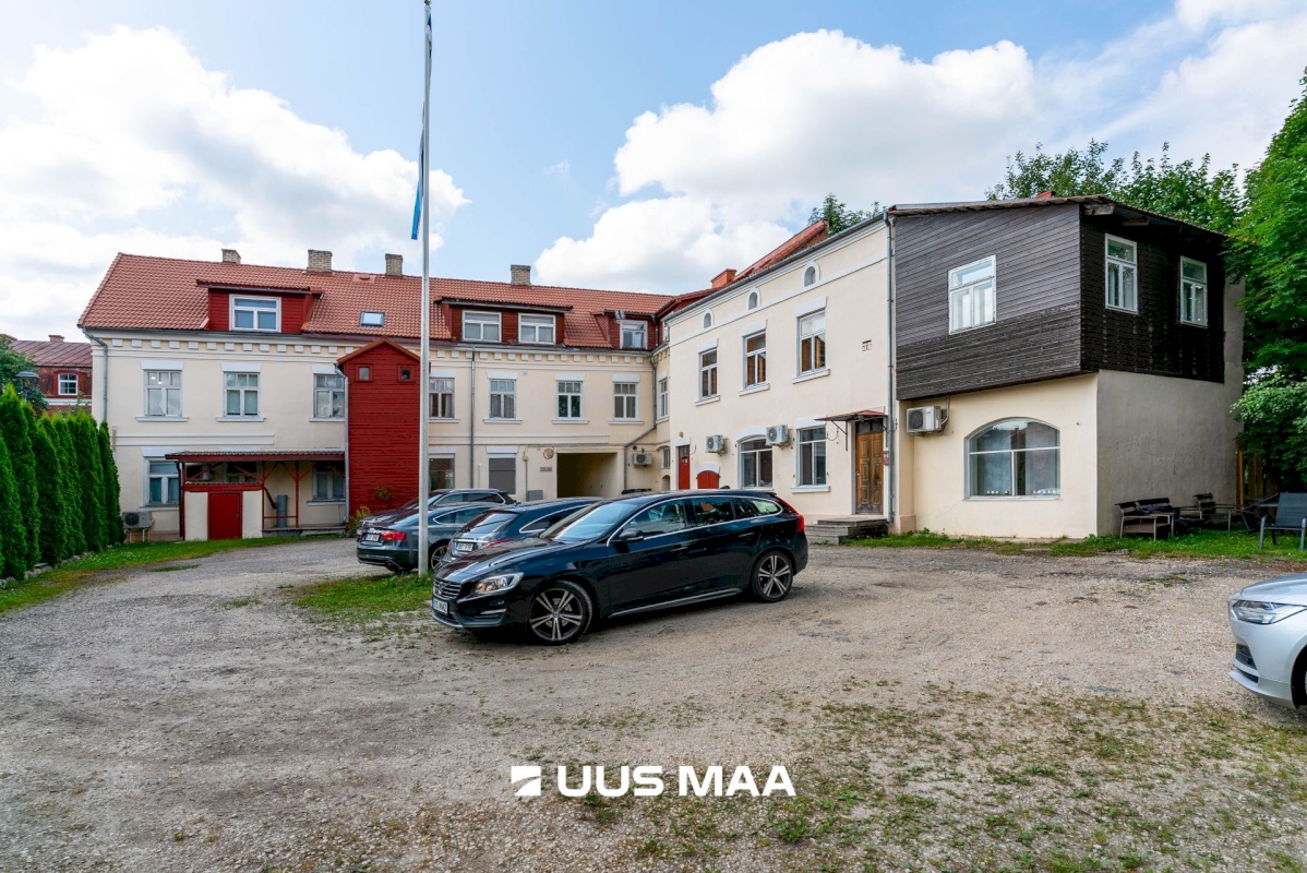 Viljandi linn, Kesklinn, Tallinna tn 6