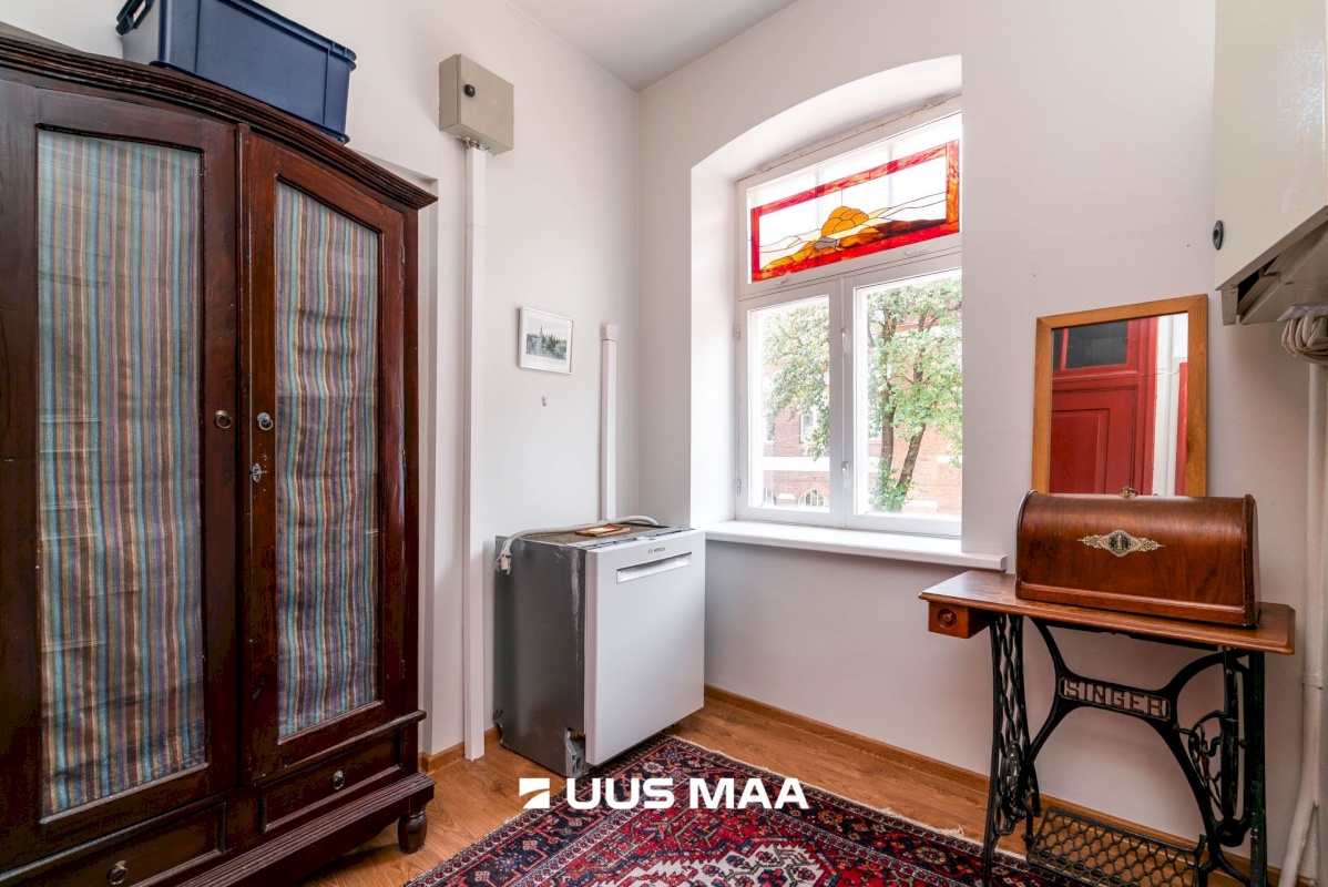 Viljandi linn, Kesklinn, Tallinna tn 6