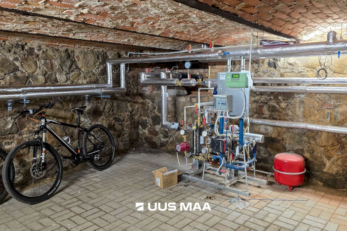 Viljandi linn, Kesklinn, Tallinna tn 6