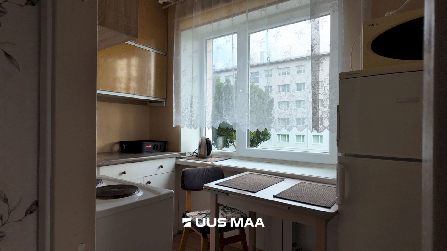 Lääne-Harju vald, Paldiski linn, Sadama tn 15