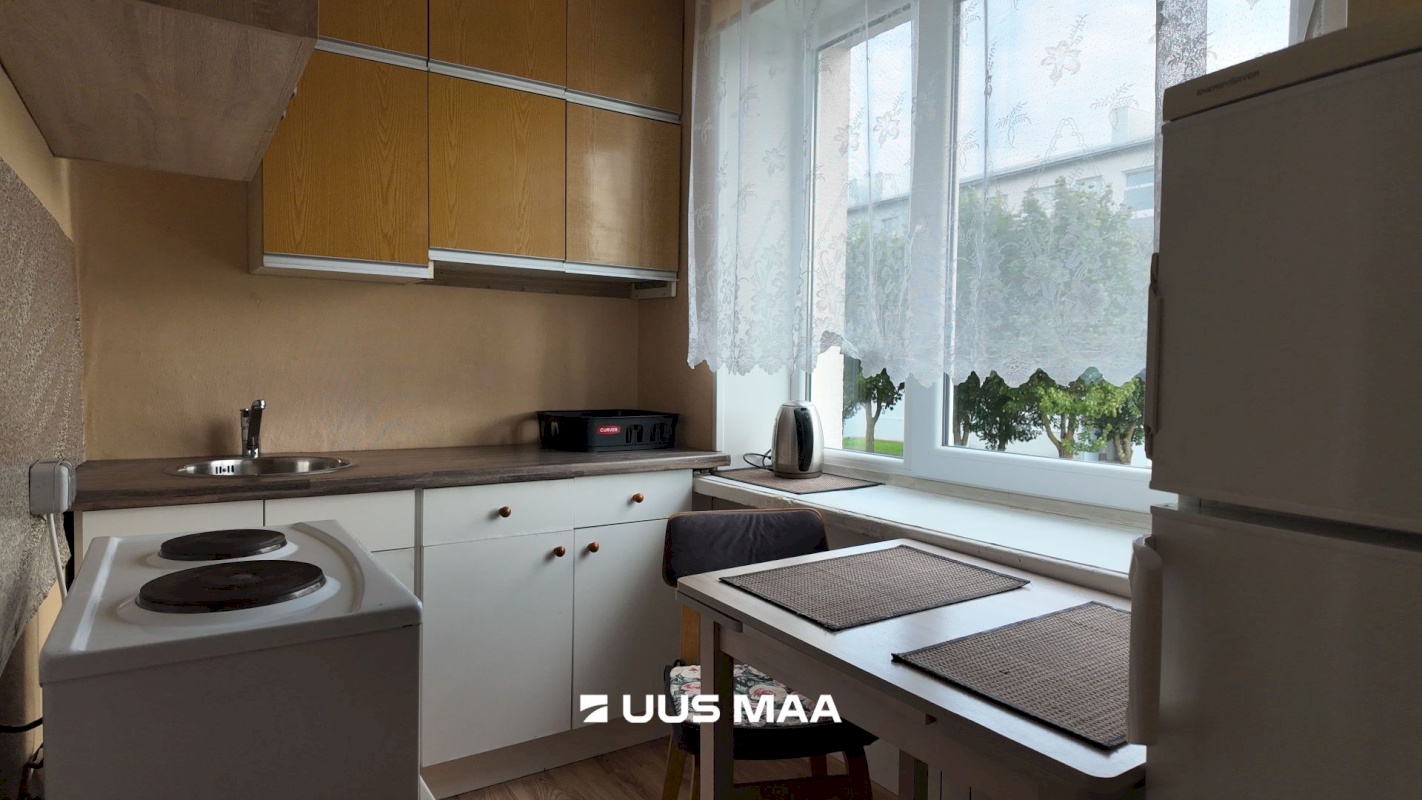 Lääne-Harju vald, Paldiski linn, Sadama tn 15