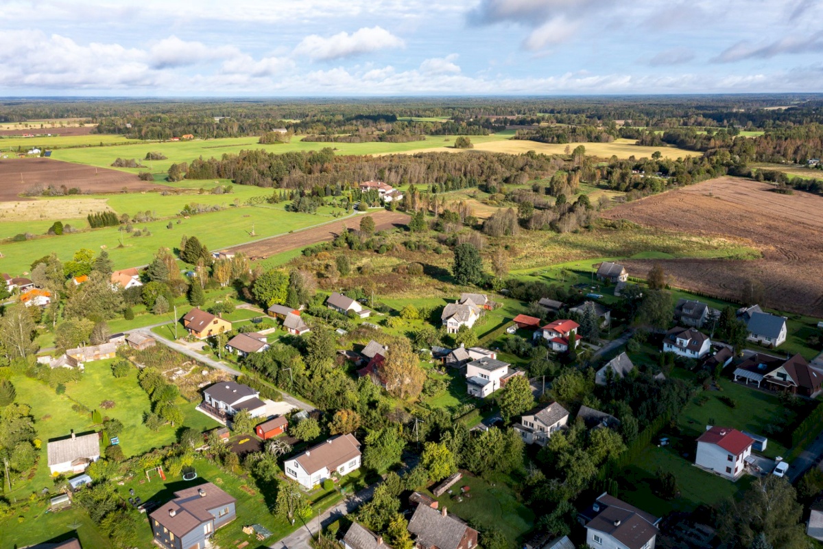 Märjamaa vald, Märjamaa alev, Aia 7