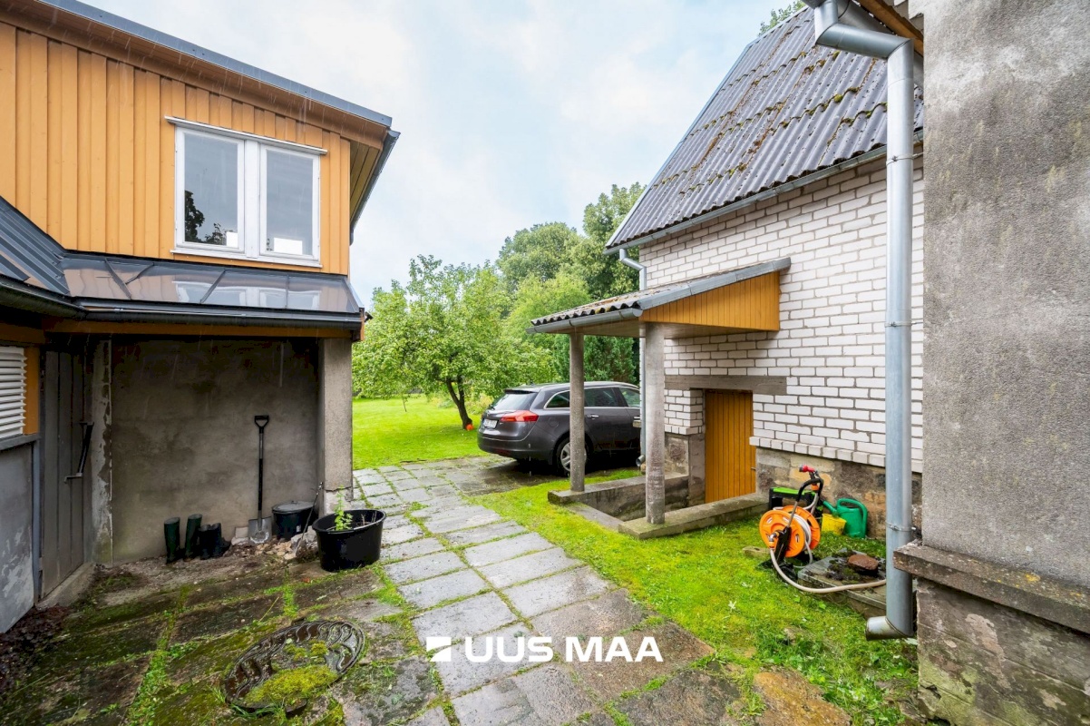 Rapla vald, Rapla linn, Karja 1