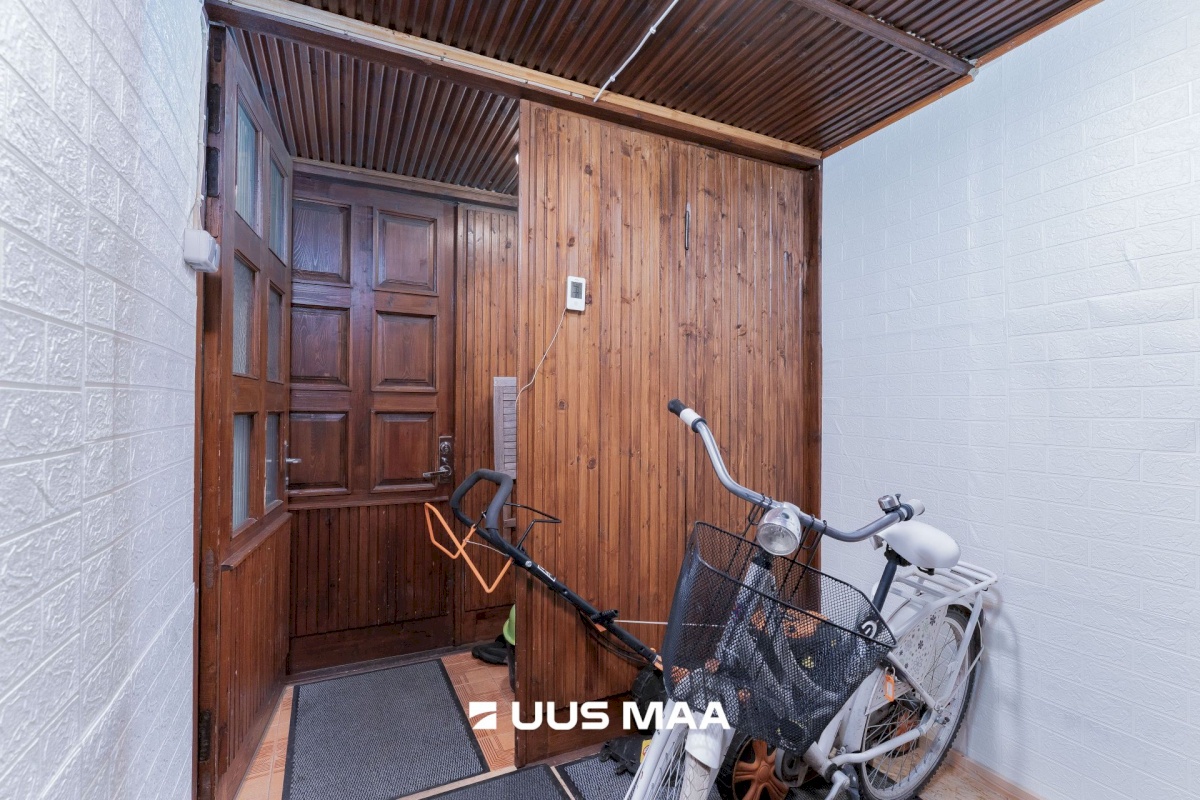 Põhja-Pärnumaa vald, Vändra alev, Posti 6-9