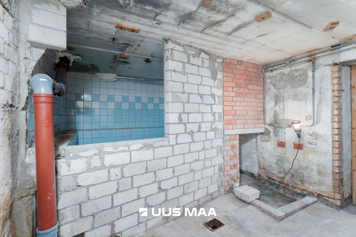 Põhja-Pärnumaa vald, Vändra alev, Posti 6-9