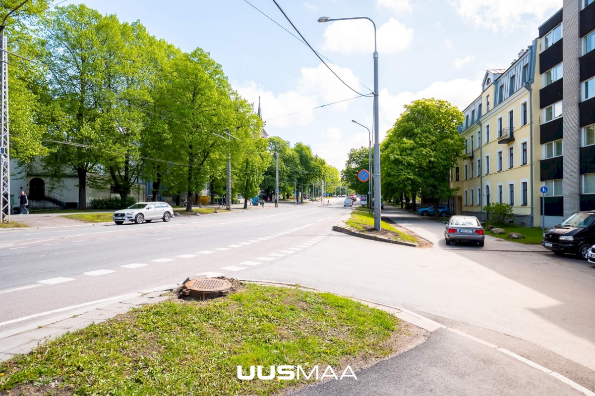 Tallinn, Kesklinna linnaosa, Toompuiestee 11/1