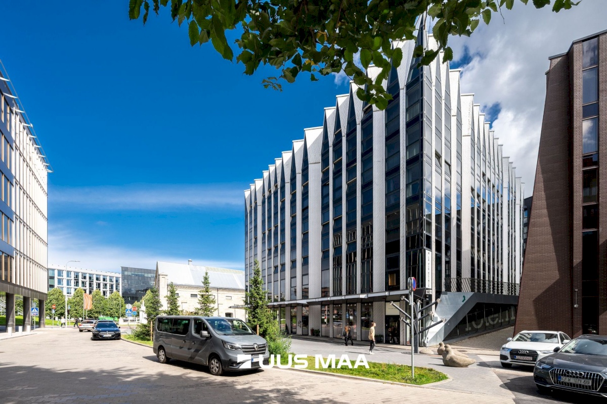 Tallinn, Kesklinna linnaosa, Sadama, Roseni 12
