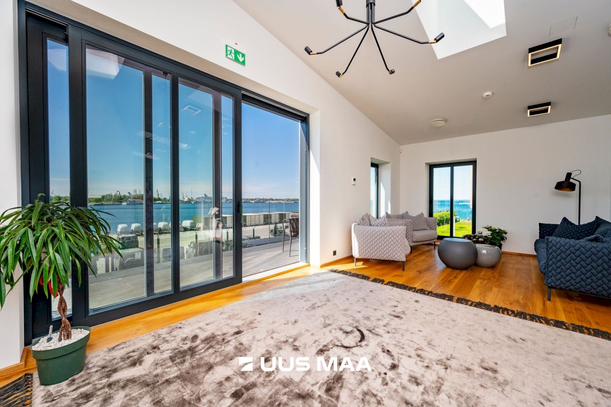 Tallinn, Põhja-Tallinna linnaosa, Kalamaja, Staapli 10