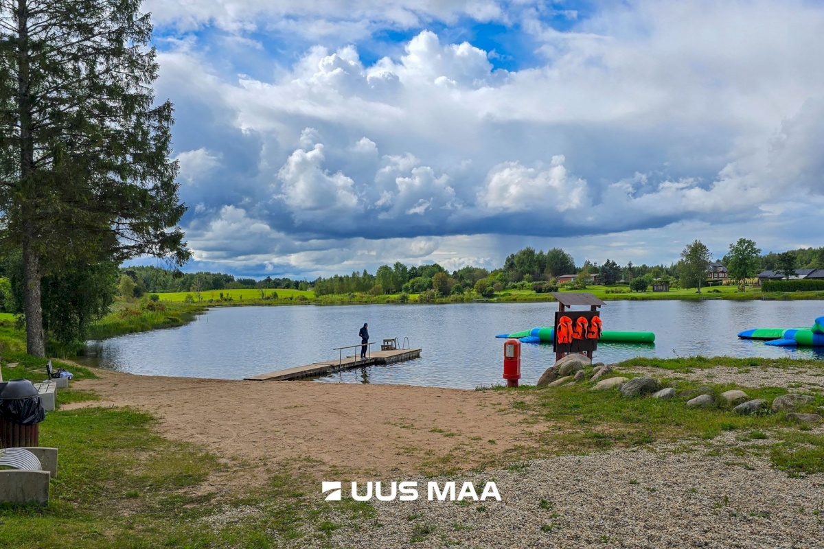 Viljandi vald, Holstre küla, Mõnnaste tee 6