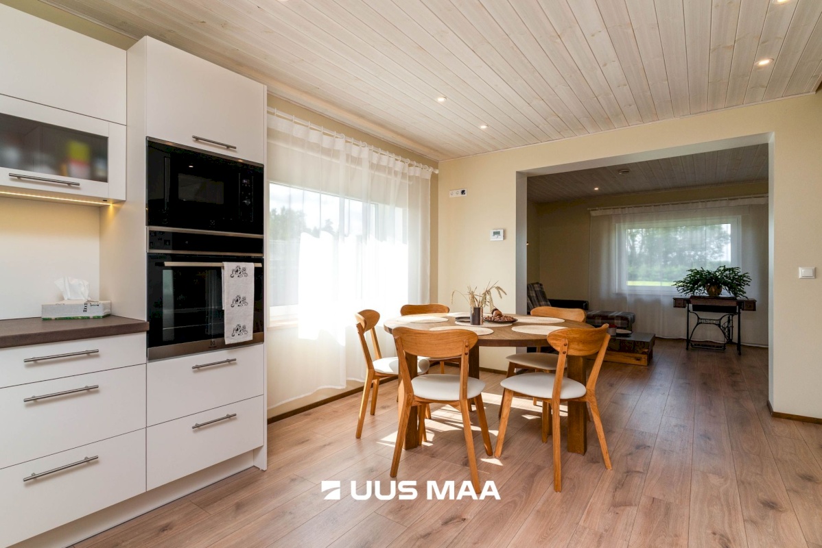 Mulgi vald, Kaarli küla, Jaanikase