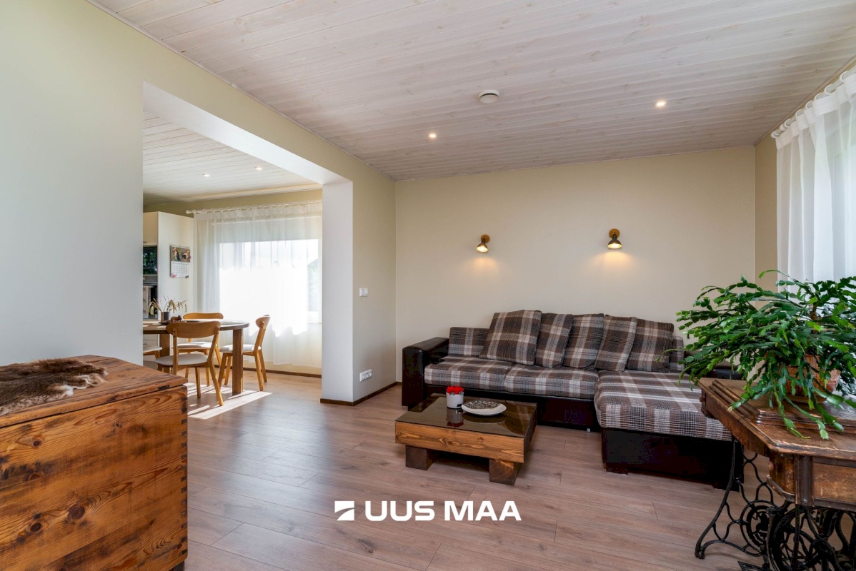 Mulgi vald, Kaarli küla, Jaanikase