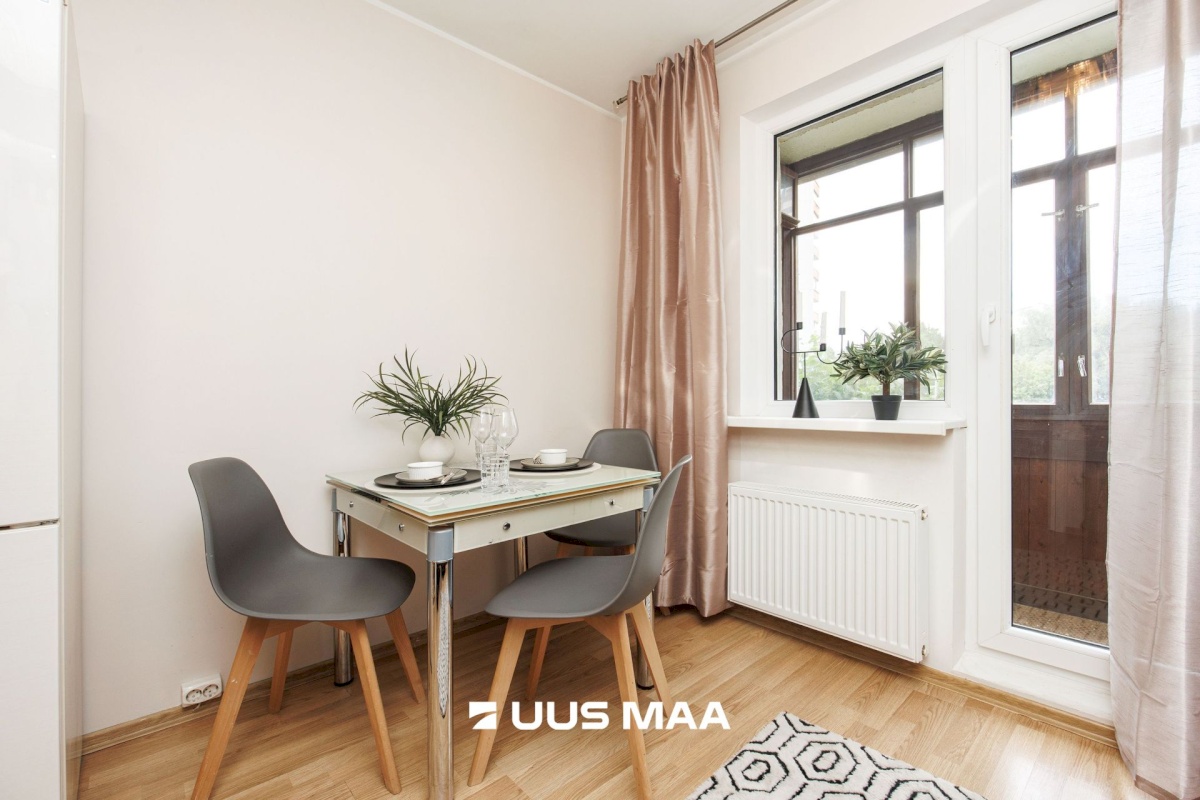 Tallinn, Lasnamäe linnaosa, Sinimäe 4