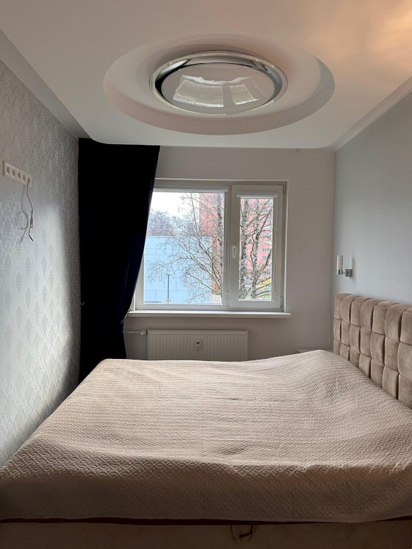 Tallinn, Mustamäe linnaosa, Ehitajate tee 84