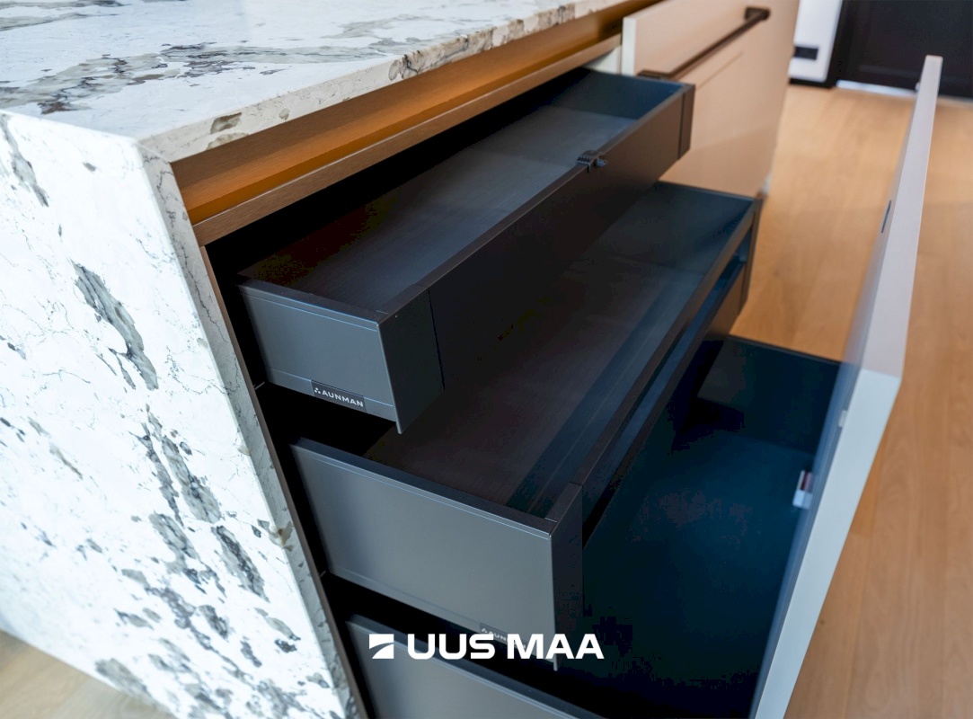 Jõelähtme vald, Manniva küla, Kivikirve tee 7