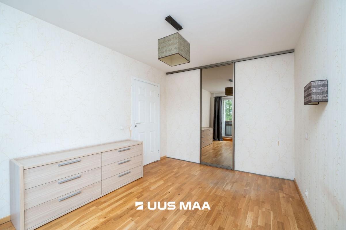 Tallinn, Mustamäe linnaosa, Sütiste tee 33
