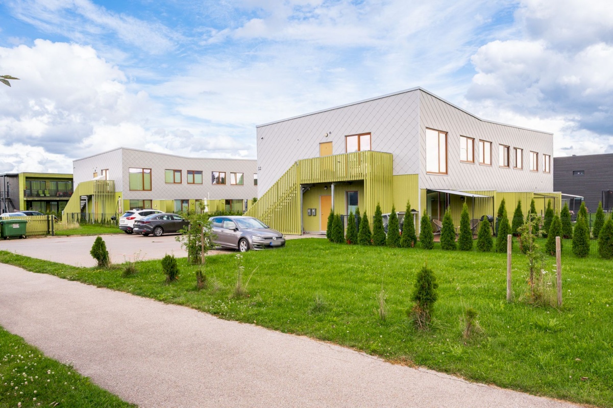 Tartu linn, Tartu linn, Ülejõe, Ujula-Kvissentali, Hauskari 12