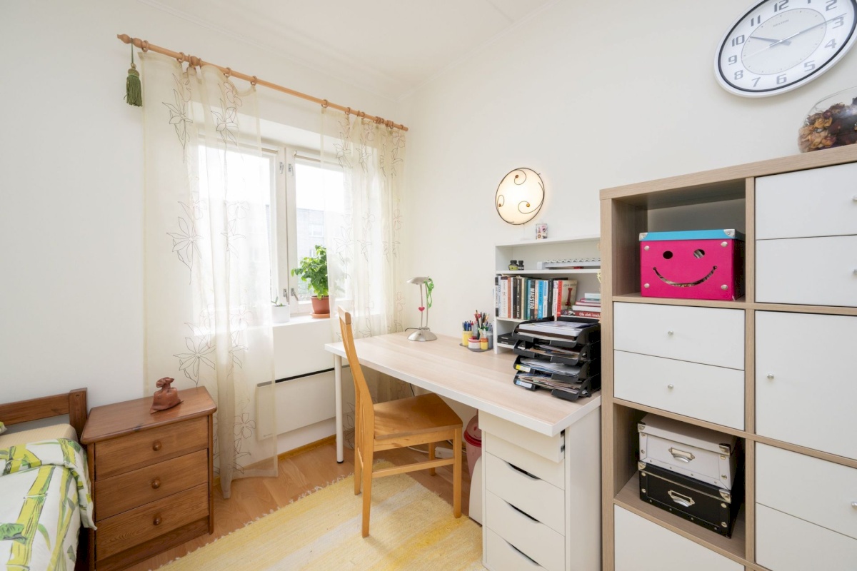 Tallinn, Kristiine linnaosa, Keemia 11