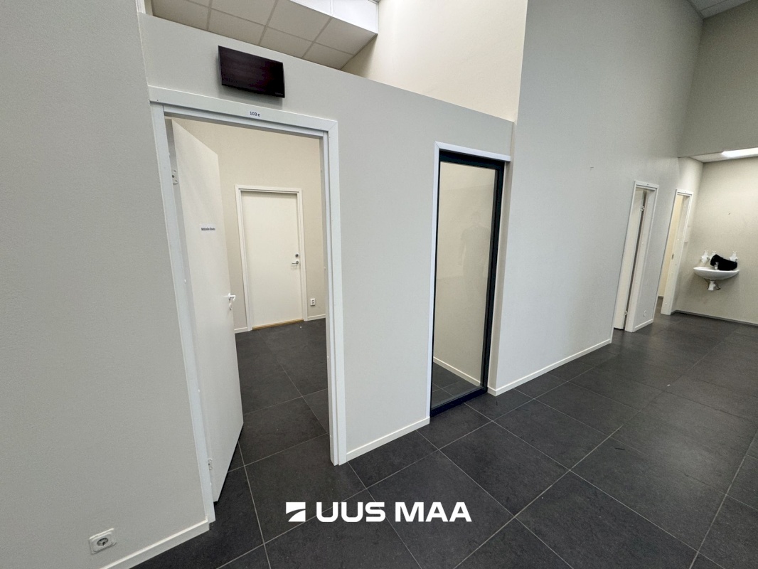 Tallinn, Kesklinna linnaosa, Südalinn, Rävala pst 1
